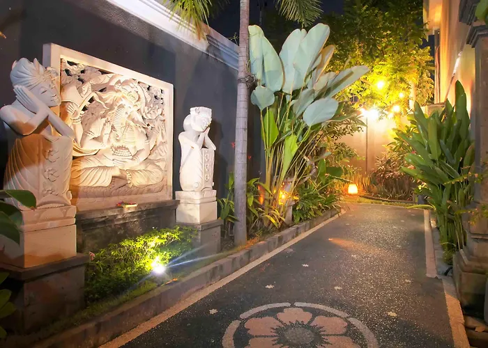 De' Bharata Bali * Seminyak (Bali)